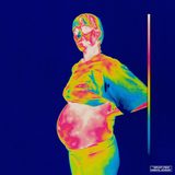 Iridescence sleeve